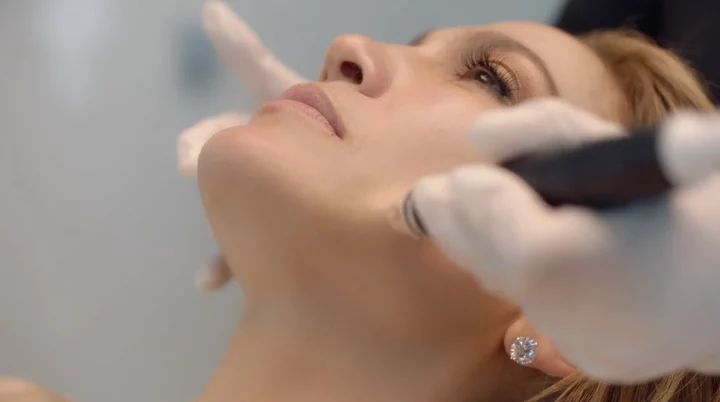 Hydrafacial-JLO-BEAUTY_skinclinicrotterdam